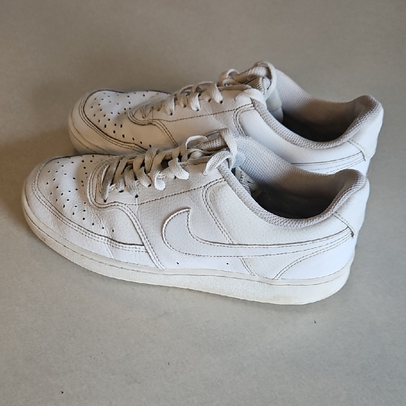Nike Court Vision Low Sneakers - Picture 1 of 14
